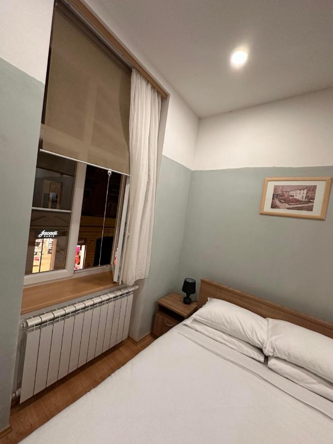Rooms Gollner Загреб Екстериор снимка